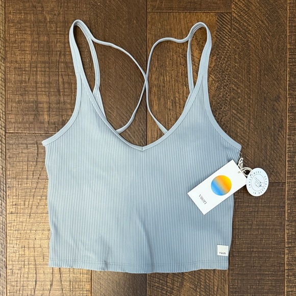 New Vuori Rib Crop Tank in Light Cloud size medium - Picture 3 of 10